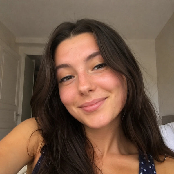 Meli, 28